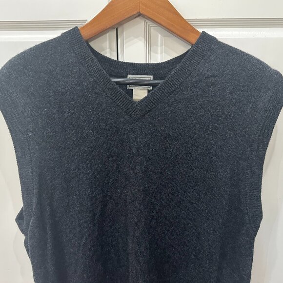 L. L. Bean 100% Lambs' Wool Sweater Vest Dark Grey Men's Size Large V Neck - Picture 1 of 6